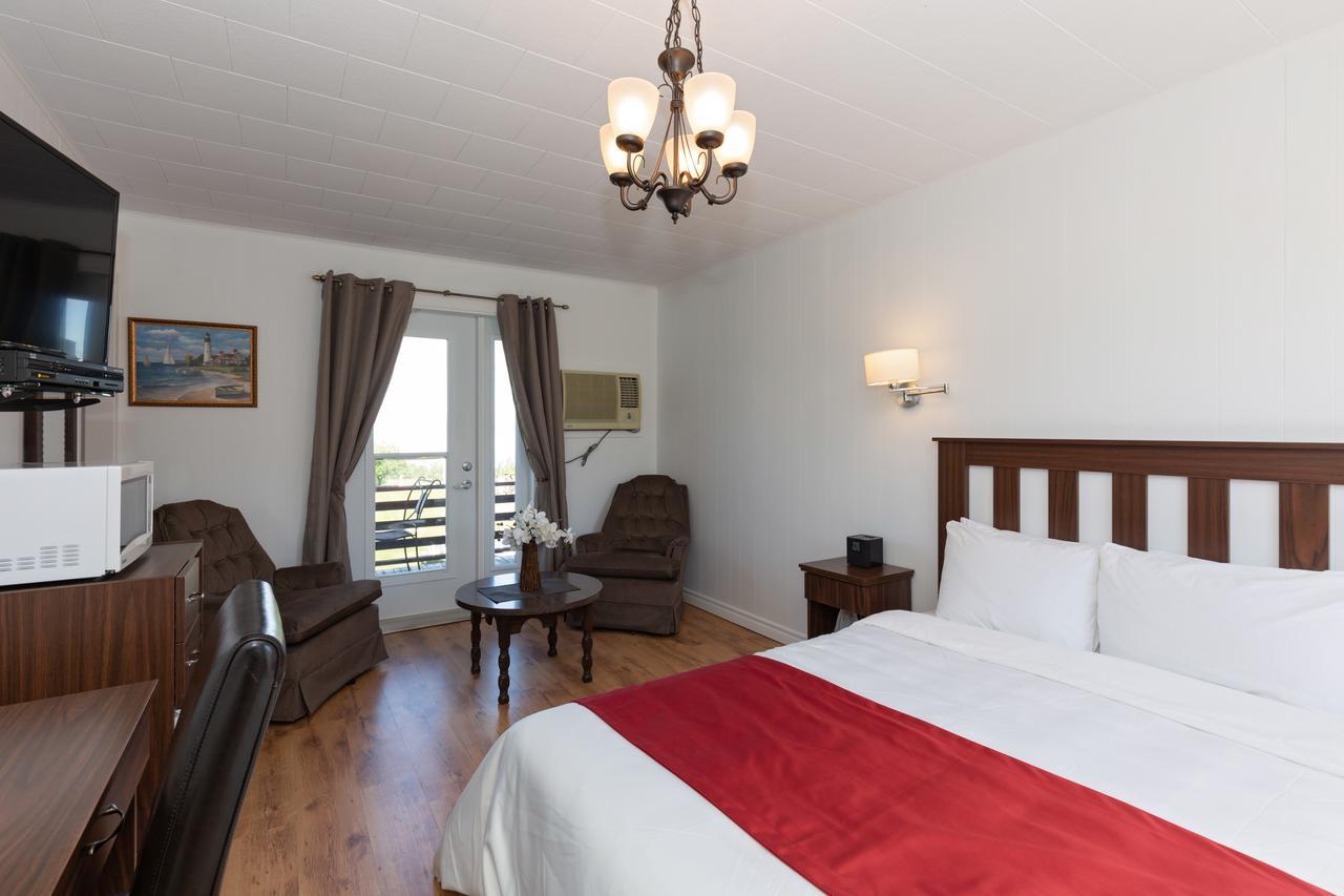 Au Fleuve D'argent Motel 2*